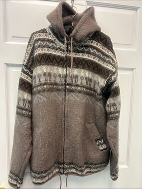 Artesanias Tuntaquimba Wool Hand Made in Equador Hooded Full Zip Sweater Jacket